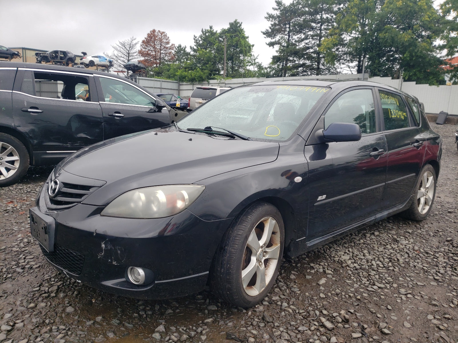 2005 MAZDA 3 HATCHBAC - JM1BK343X51249710 — photo 2