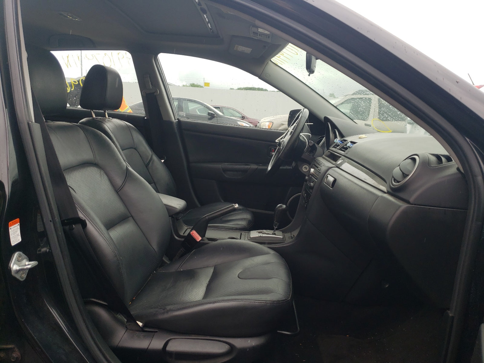 2005 MAZDA 3 HATCHBAC - JM1BK343X51249710 — photo 5