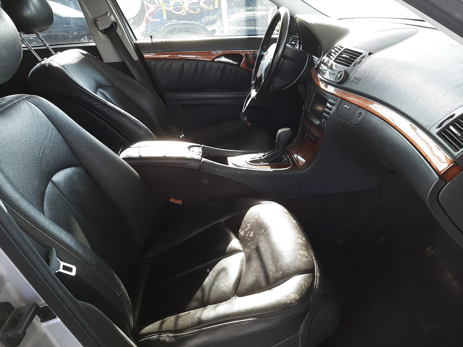 2005 MERCEDES-BENZ E 320 - WDBUH65JX5A610678 — photo 5