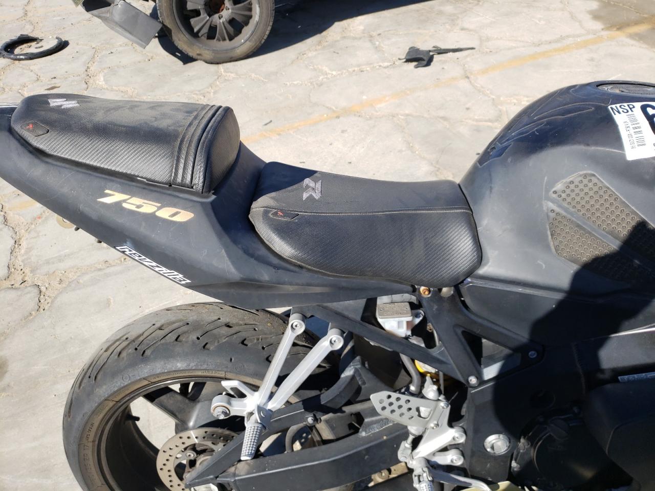 2005 SUZUKI GSX-R750 K - JS1GR7JA052108547 — photo 6
