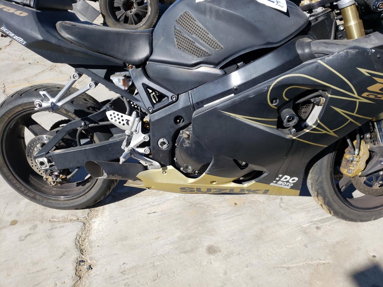 2005 SUZUKI GSX-R750 K - JS1GR7JA052108547 — photo 9