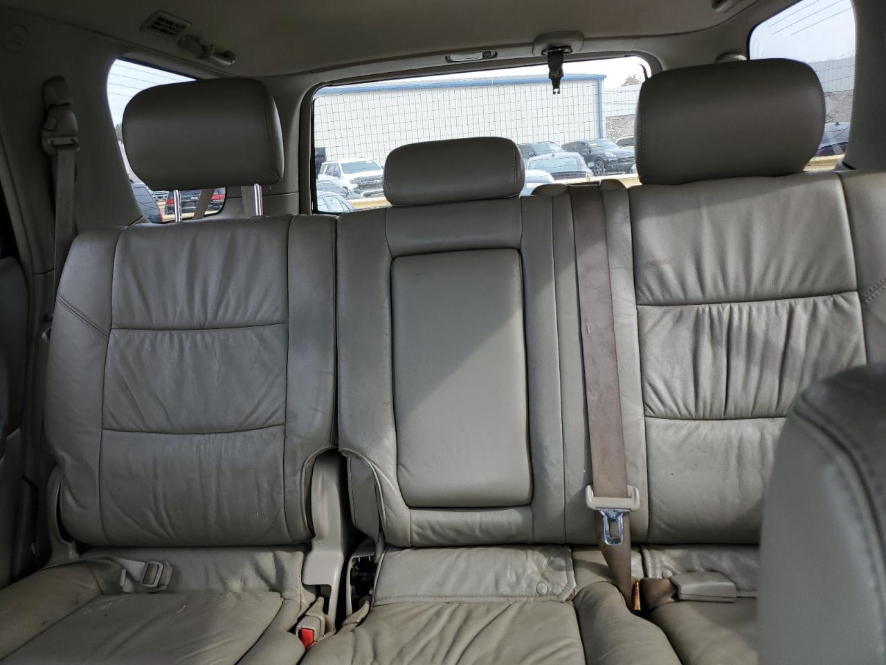 2005 TOYOTA SEQUOIA LI - 5TDZT38A65S254703 — photo 10