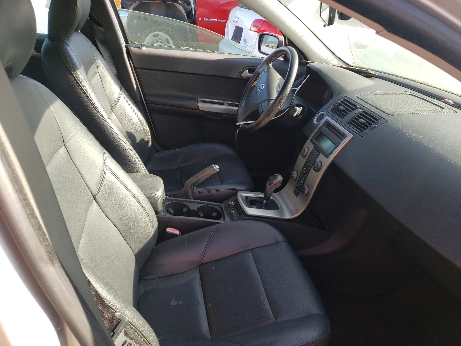 2005 VOLVO S40 T5 - YV1MS682952046002 — photo 4