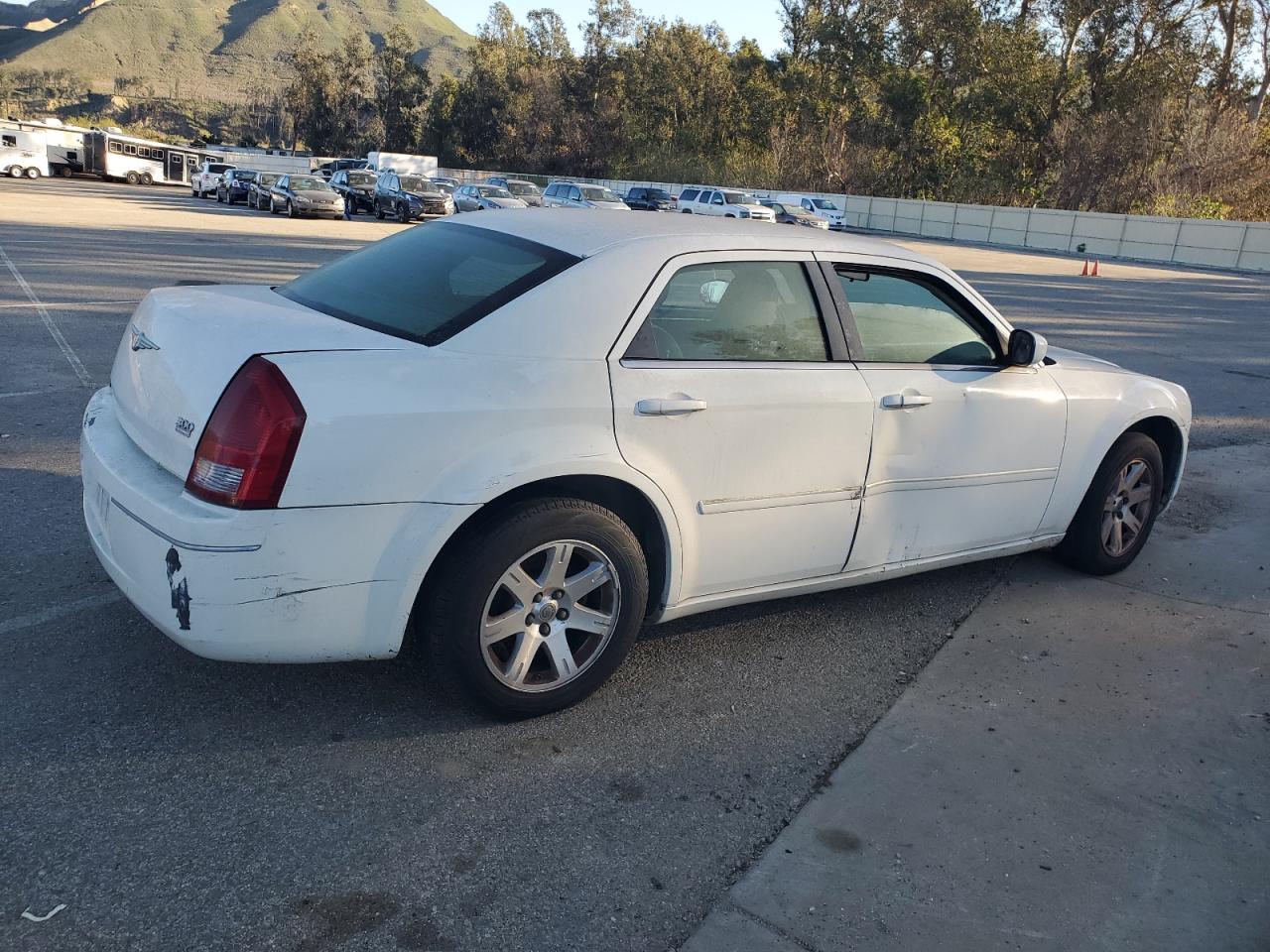 2006 CHRYSLER 300 TOURIN - 2C3KA53G46H452263 — photo 3