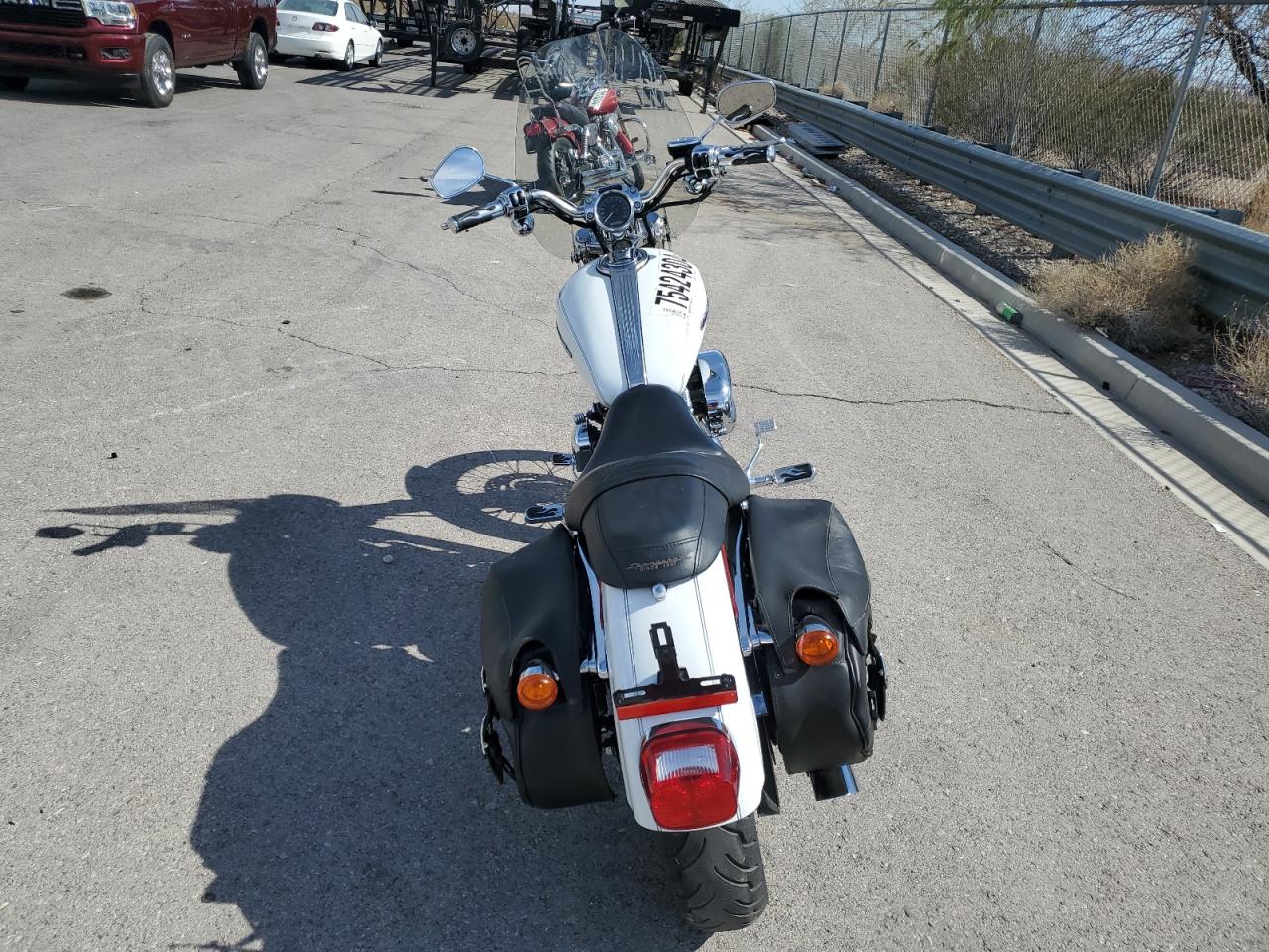 2006 HARLEY-DAVIDSON XL1200 C - 1HD1CGP126K404707 — photo 3