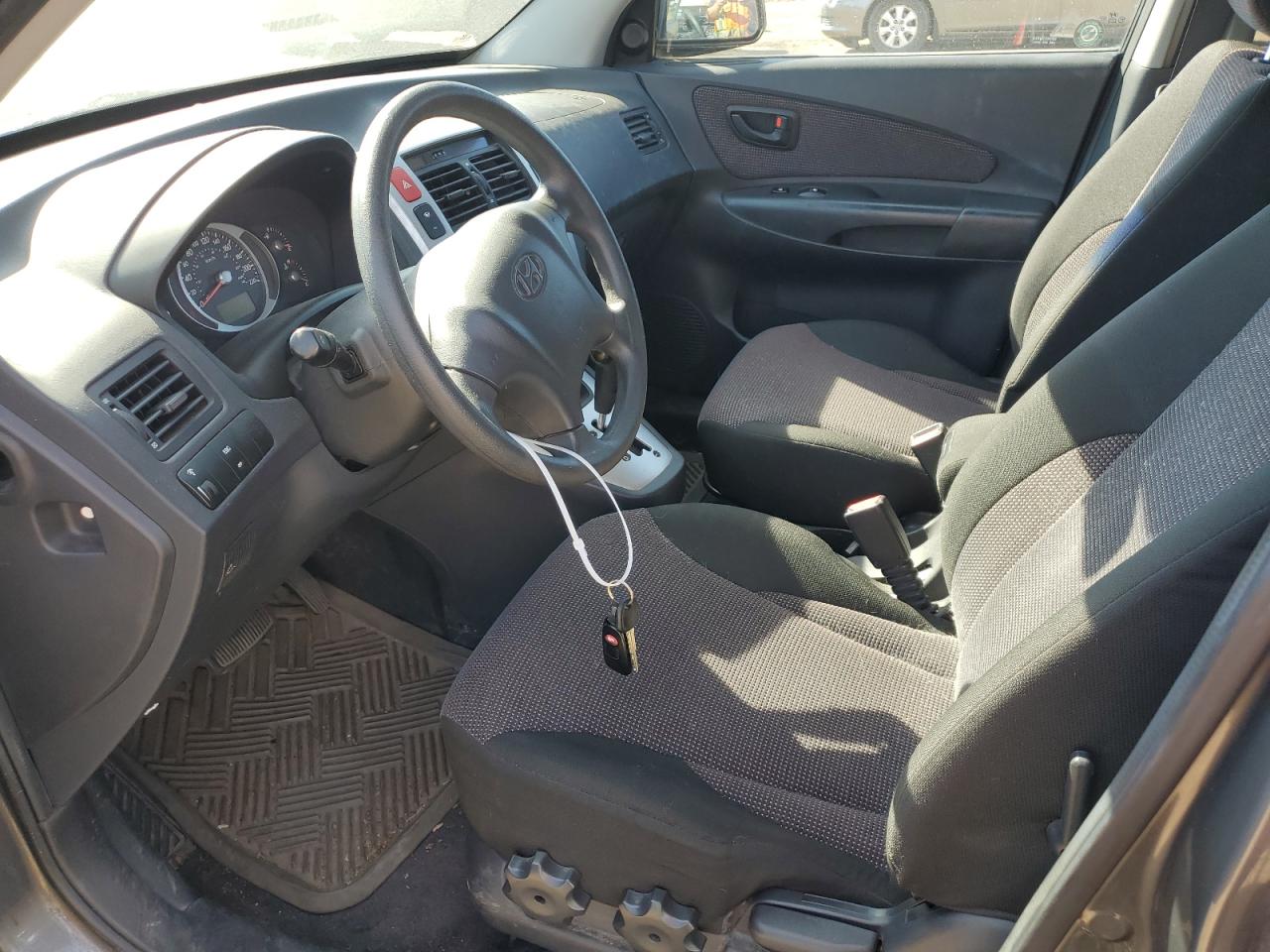 2006 HYUNDAI TUCSON GL - KM8JM12B66U451444 — photo 7