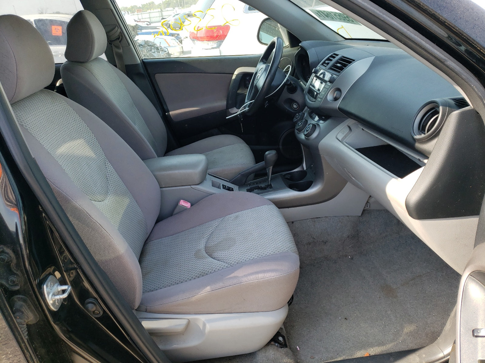 2006 TOYOTA RAV4 - JTMBK33V165007787 — photo 5