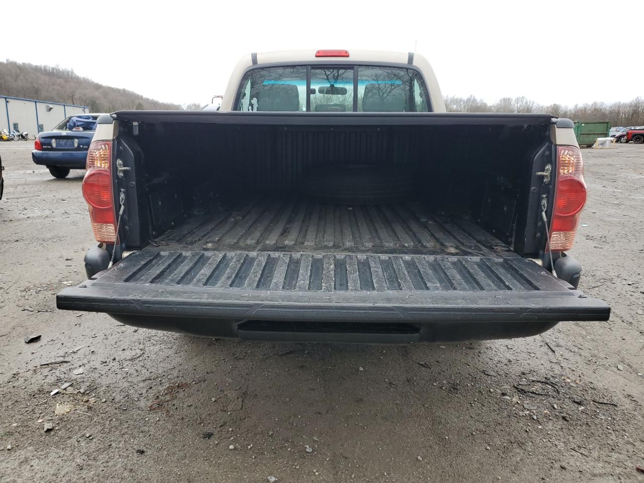 2006 TOYOTA TACOMA - 5TENX22N16Z258526 — photo 10