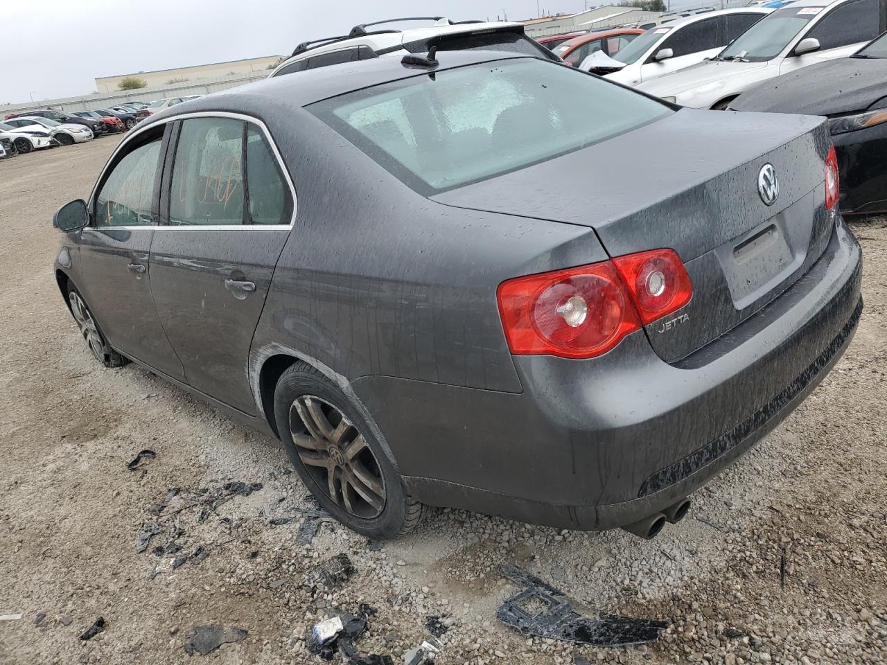 2006 VOLKSWAGEN JETTA 2.5 - 3VWSG71K76M646152 — photo 2