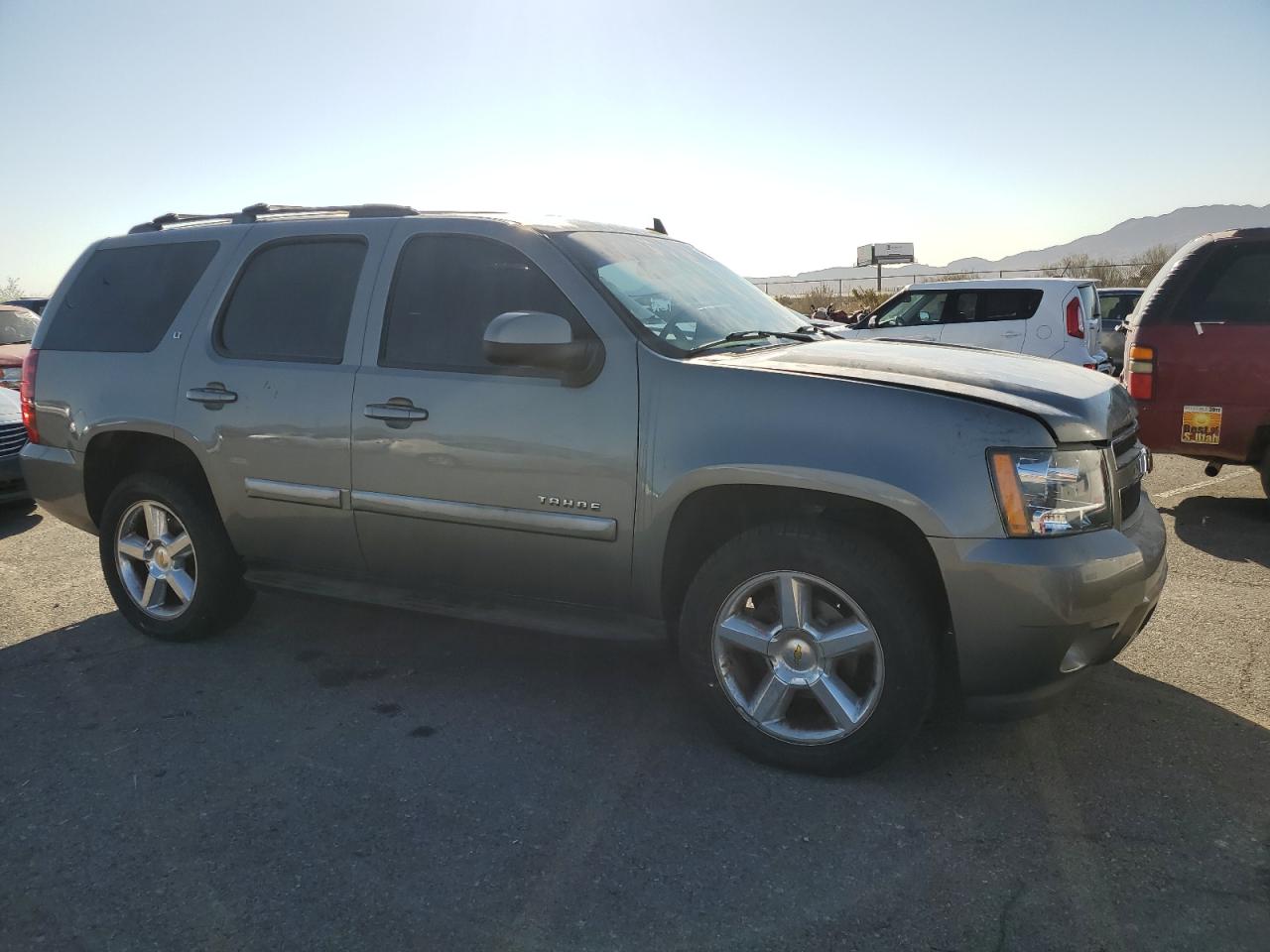2007 CHEVROLET TAHOE C150 - 1GNFC130X7J328864 — photo 4