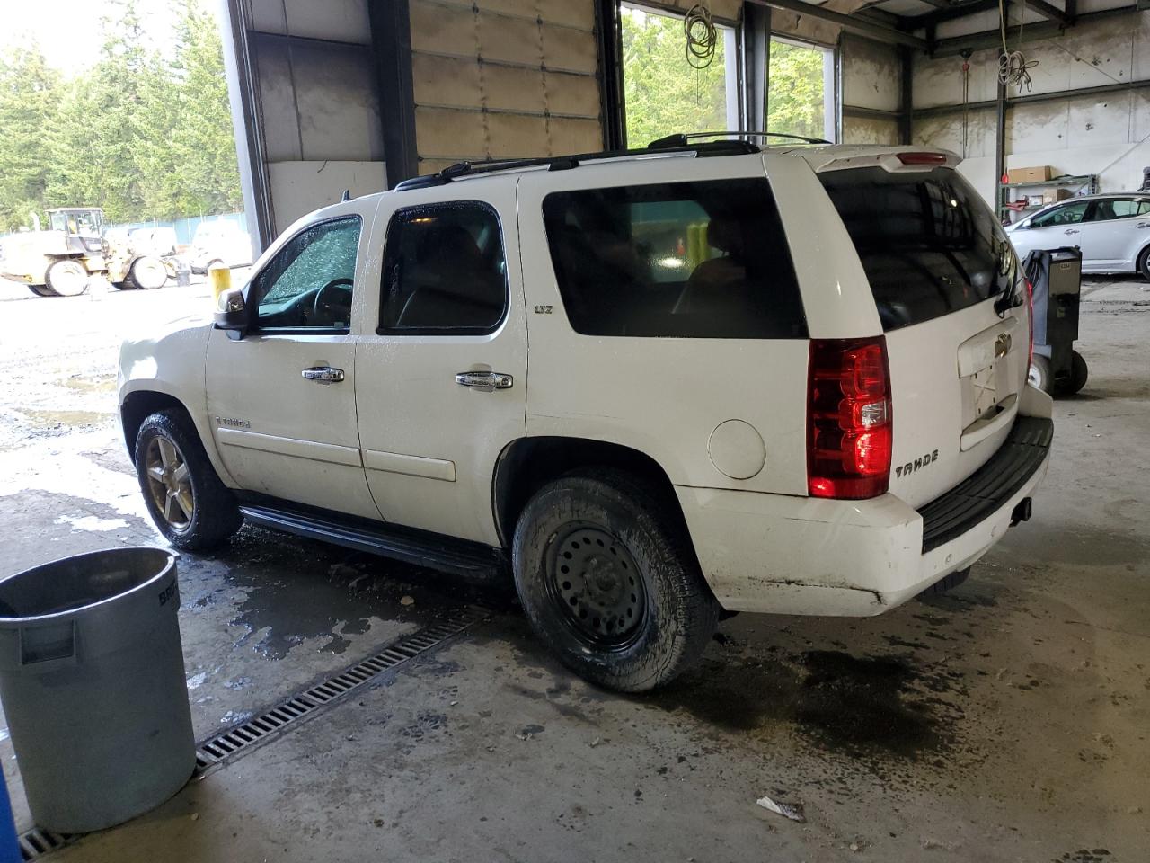 2007 CHEVROLET TAHOE K150 - 1GNFK13087R290829 — photo 1