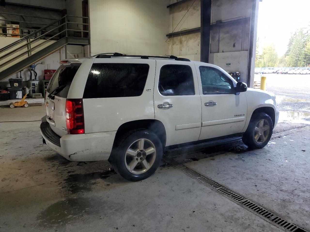 2007 CHEVROLET TAHOE K150 - 1GNFK13087R290829 — photo 2