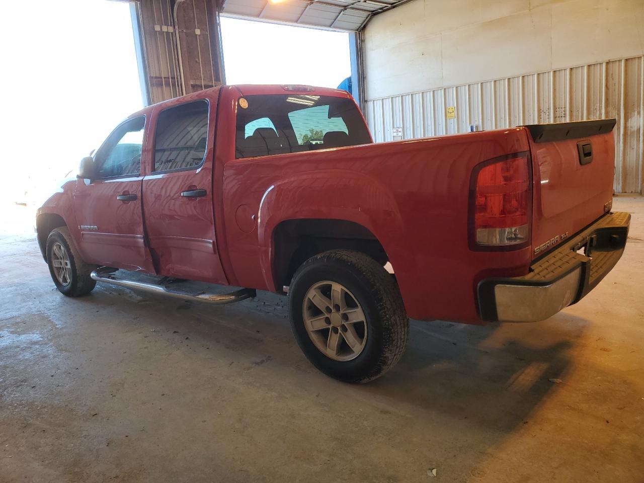 2007 GMC NEW SIERRA - 3GTEC13C97G510362 — photo 2