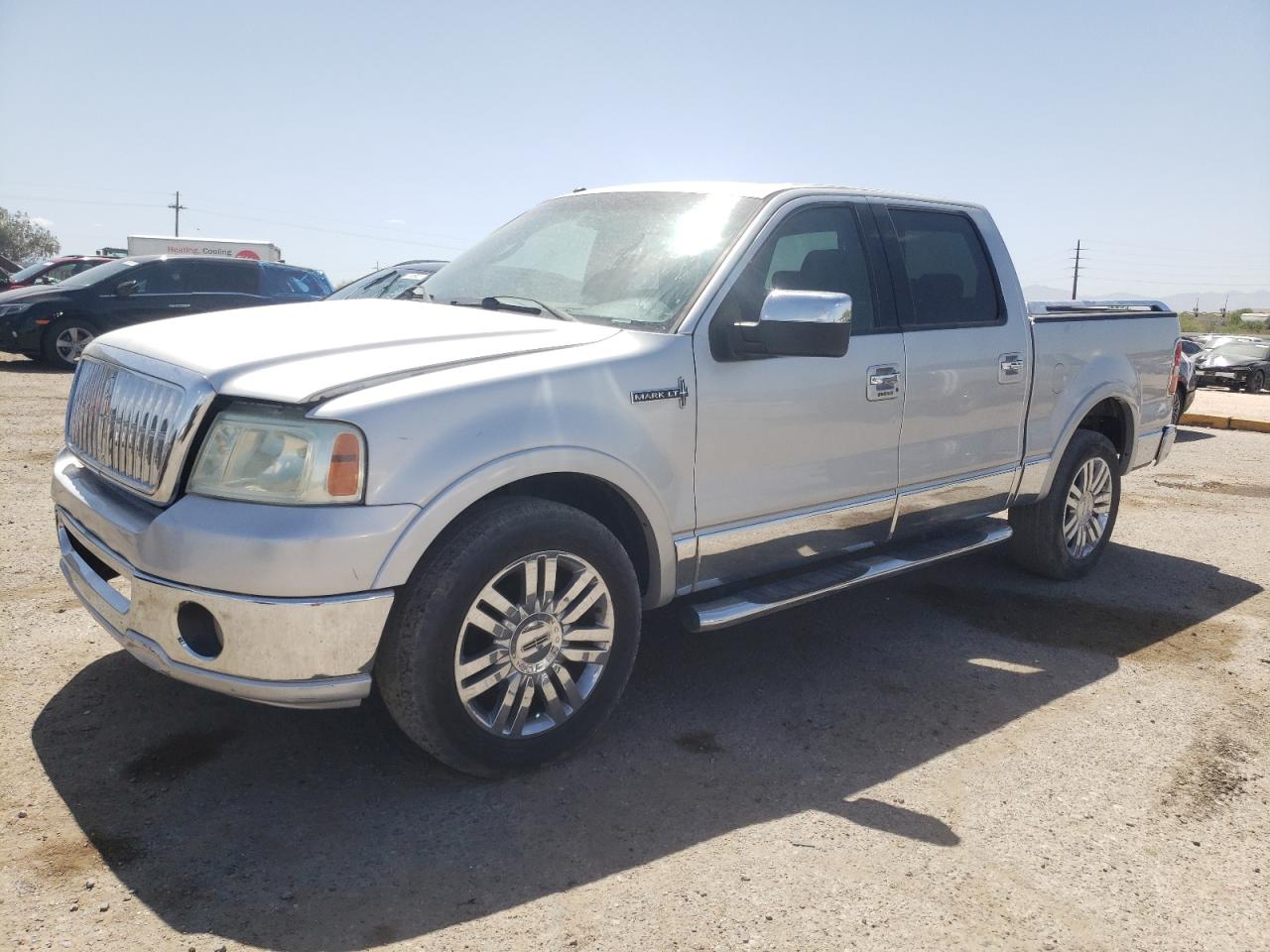 2007 LINCOLN MARK LT - 5LTPW16527FJ08257 — photo 1
