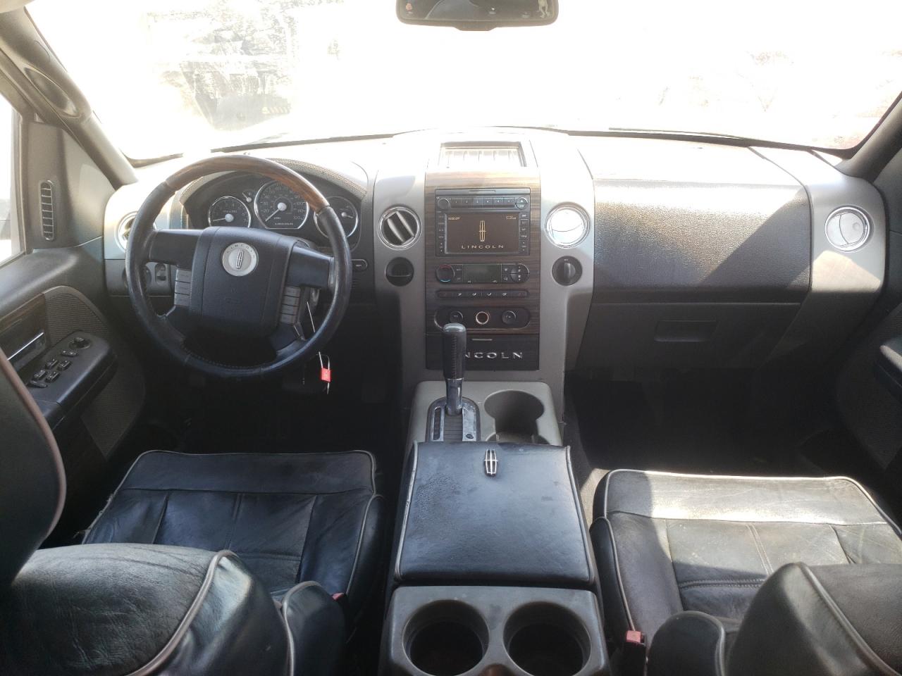 2007 LINCOLN MARK LT - 5LTPW16527FJ08257 — photo 8