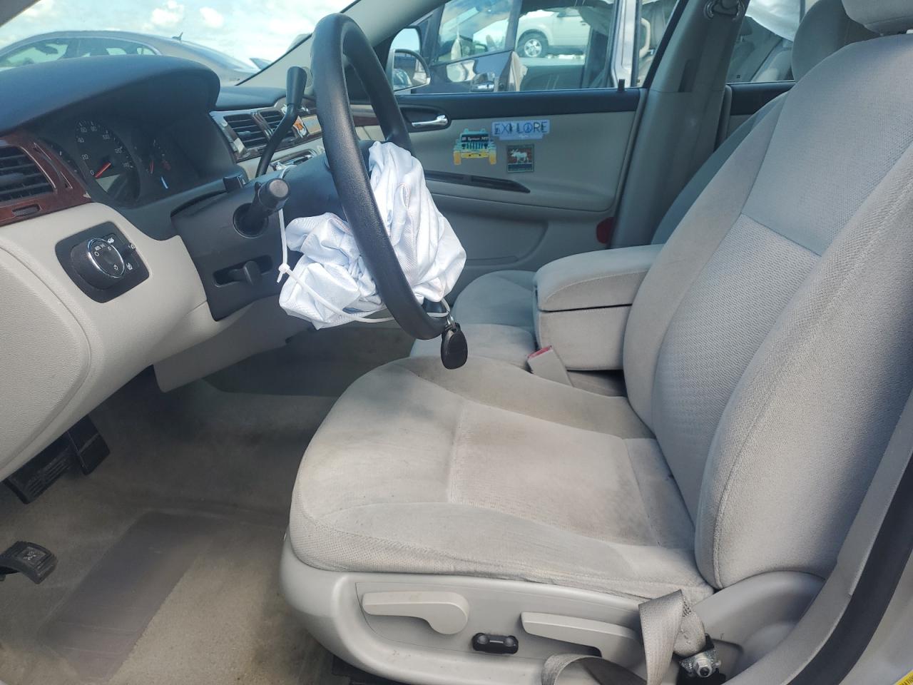 2008 CHEVROLET IMPALA LS - 2G1WB58K289232150 — photo 7