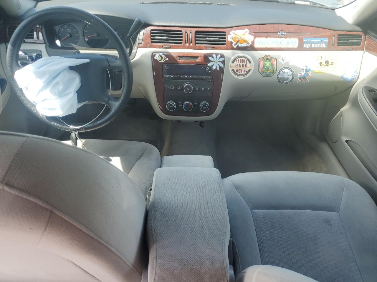 2008 CHEVROLET IMPALA LS - 2G1WB58K289232150 — photo 8