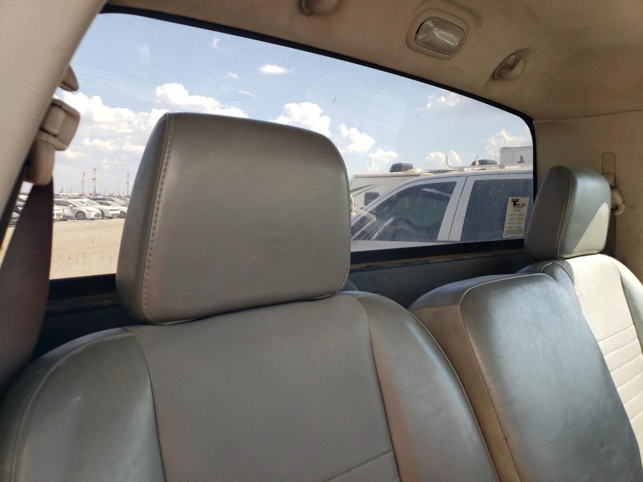 2008 DODGE RAM 4500 S - 3D6WD66A88G124018 — photo 4