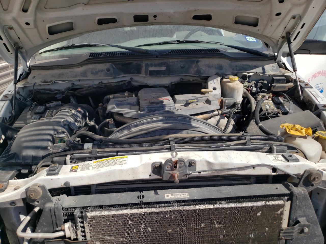 2008 DODGE RAM 4500 S - 3D6WD66A88G124018 — photo 5
