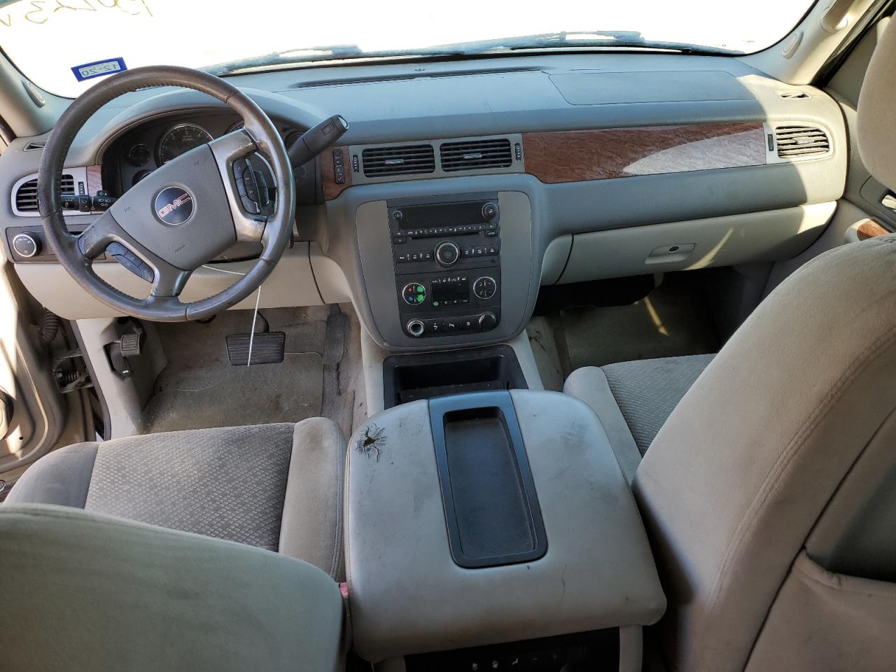 2008 GMC YUKON XL C - 1GKFC16088R150223 — photo 8