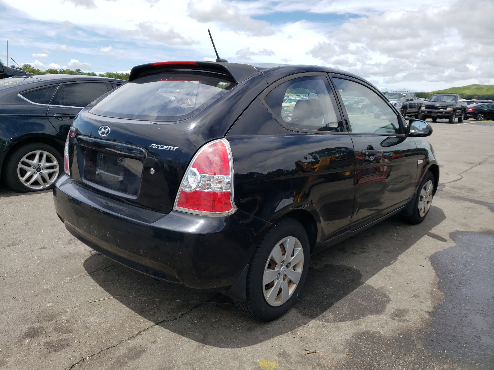 2008 HYUNDAI ACCENT GS - KMHCM36C28U083936 — photo 4