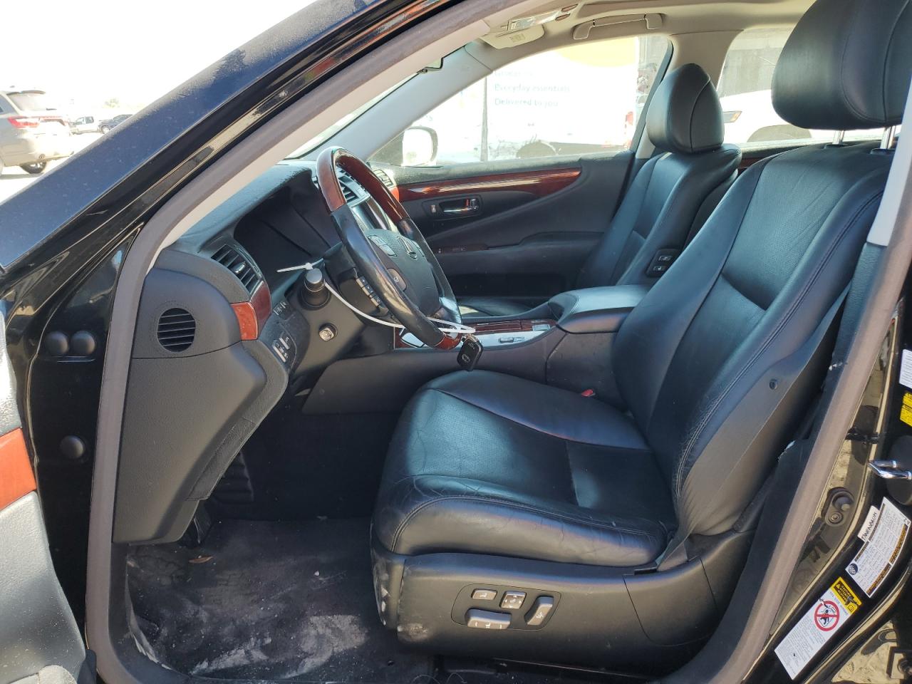 2008 LEXUS LS 460 - JTHBL46F485056961 — photo 6