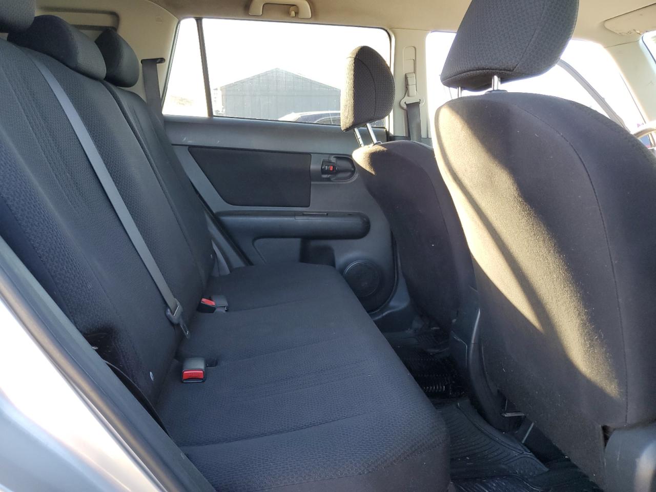 2008 TOYOTA SCION XB - JTLKE50E581015705 — photo 10