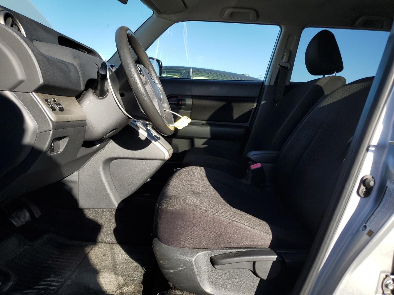 2008 TOYOTA SCION XB - JTLKE50E581015705 — photo 7