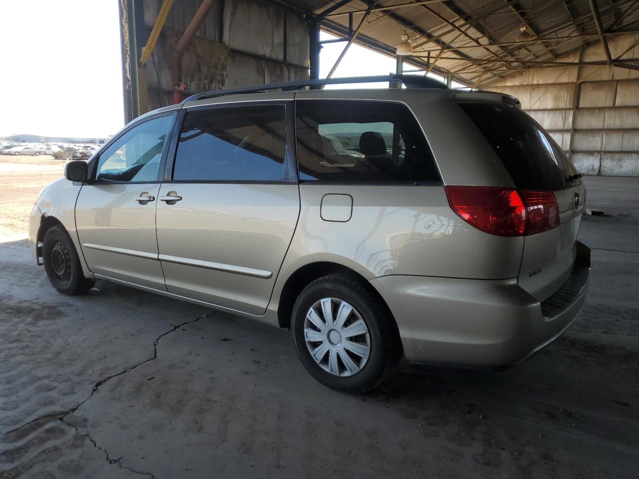 2008 TOYOTA SIENNA CE - 5TDZK23CX8S170930 — photo 2