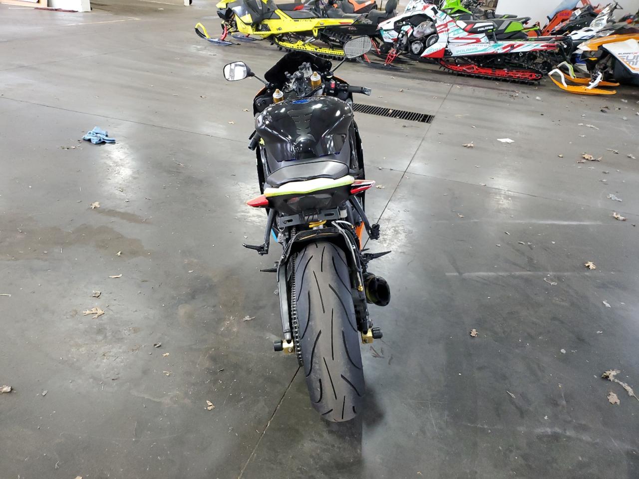 2008 YAMAHA YZFR6 - JYARJ16E28A004954 — photo 4