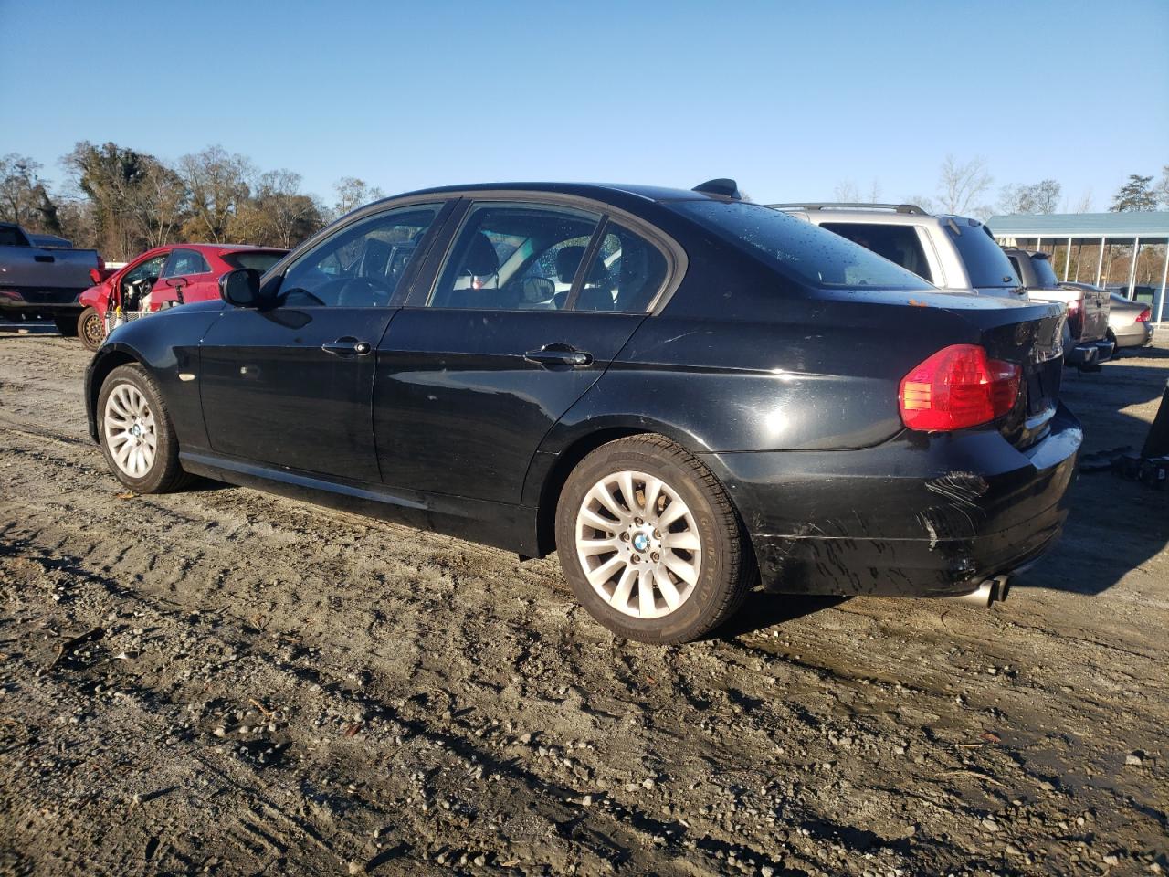 2009 BMW 328 I - WBAPH73599E128063 — photo 2
