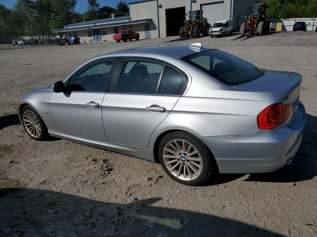 2009 BMW 335 XI - WBAPL33519A405464 — photo 2