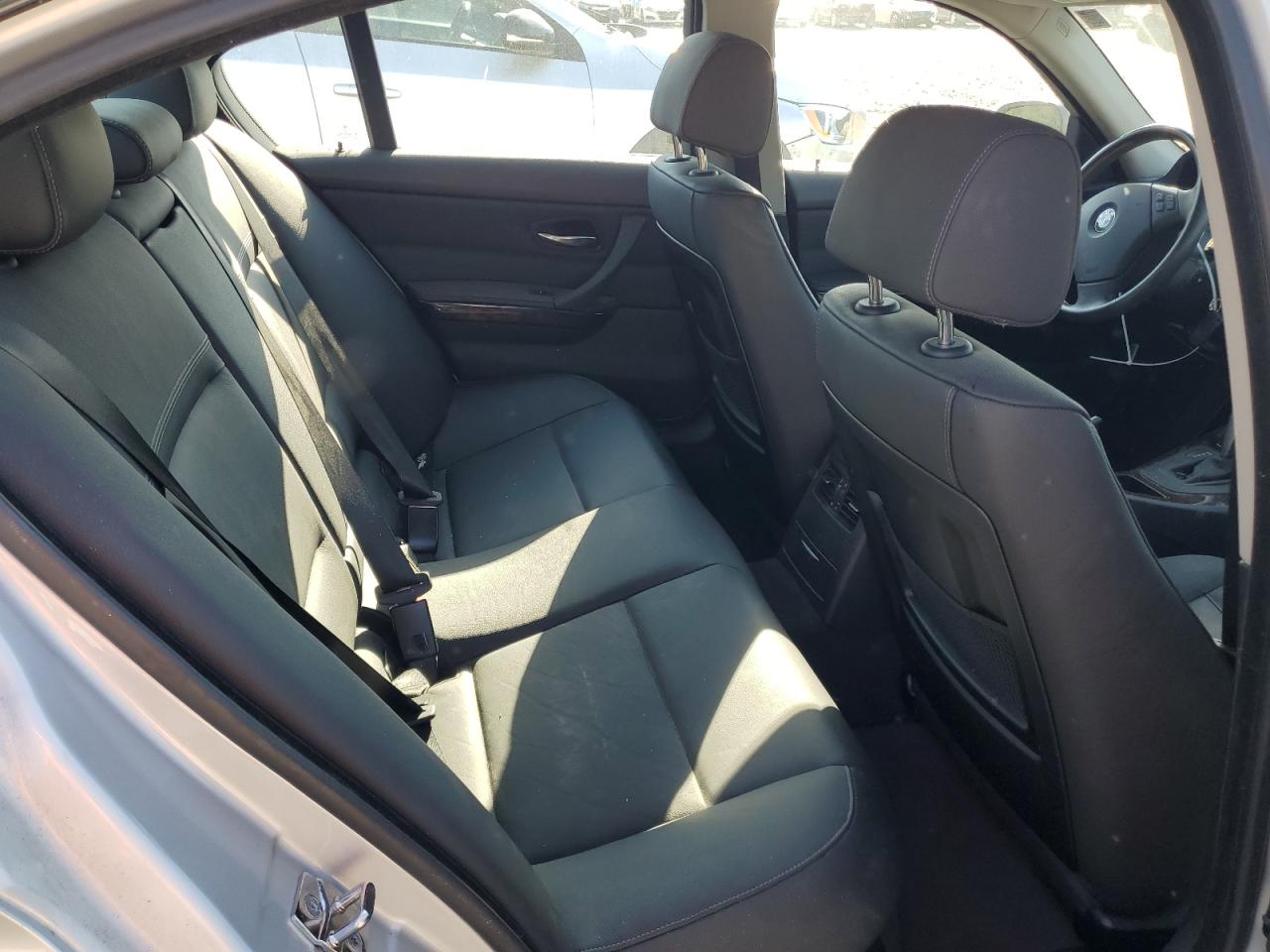 2009 BMW 335 XI - WBAPL33519A405464 — photo 9