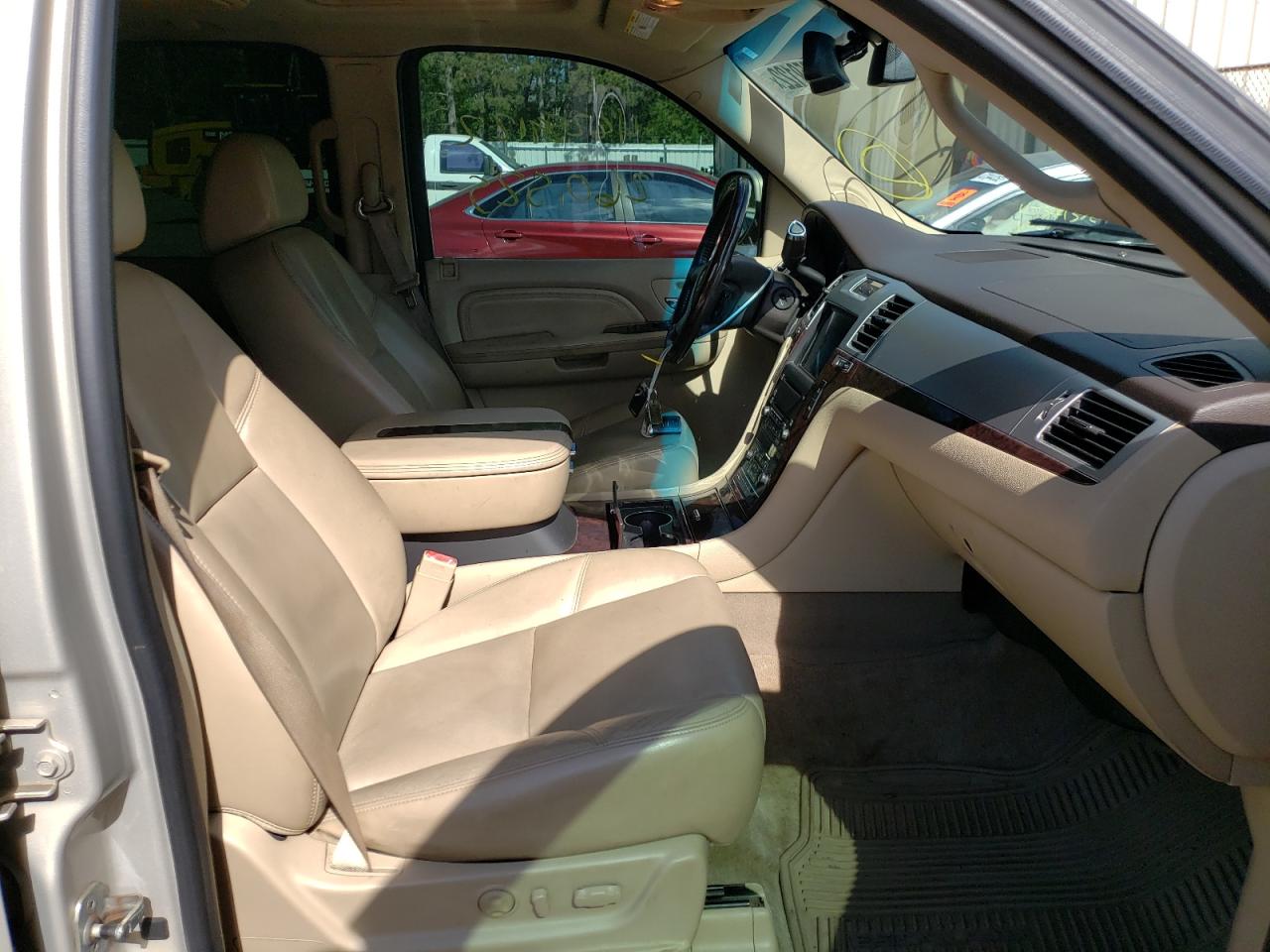 2009 CADILLAC ESCALADE L - 1GYFK23239R156114 — photo 5