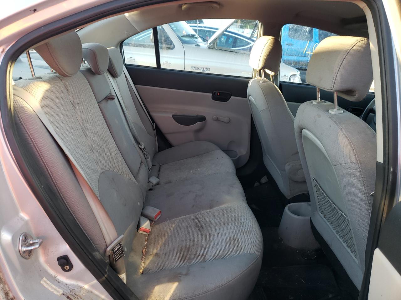 2009 HYUNDAI ACCENT GLS - KMHCN46C29U366342 — photo 6