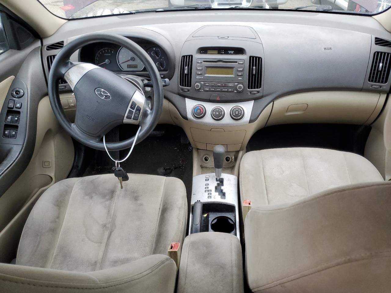 2009 HYUNDAI ELANTRA GL - KMHDU46DX9U628981 — photo 8