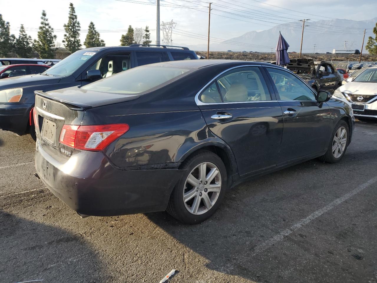 2009 LEXUS ES 350 - JTHBJ46G492340740 — photo 3