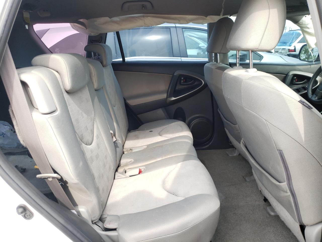 2009 TOYOTA RAV4 - JTMBF33V89D002522 — photo 6