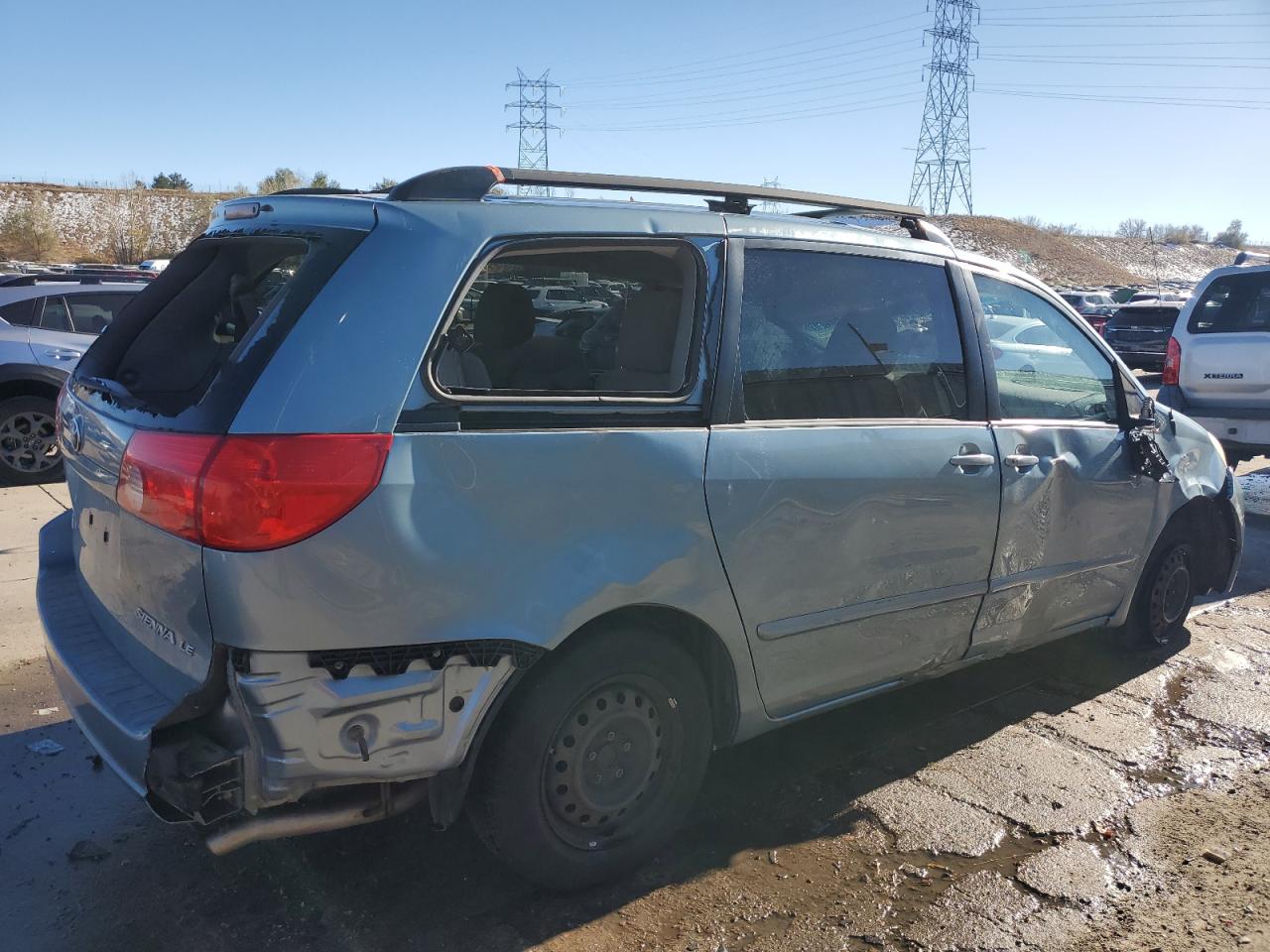 2009 TOYOTA SIENNA CE - 5TDZK23C39S278386 — photo 3