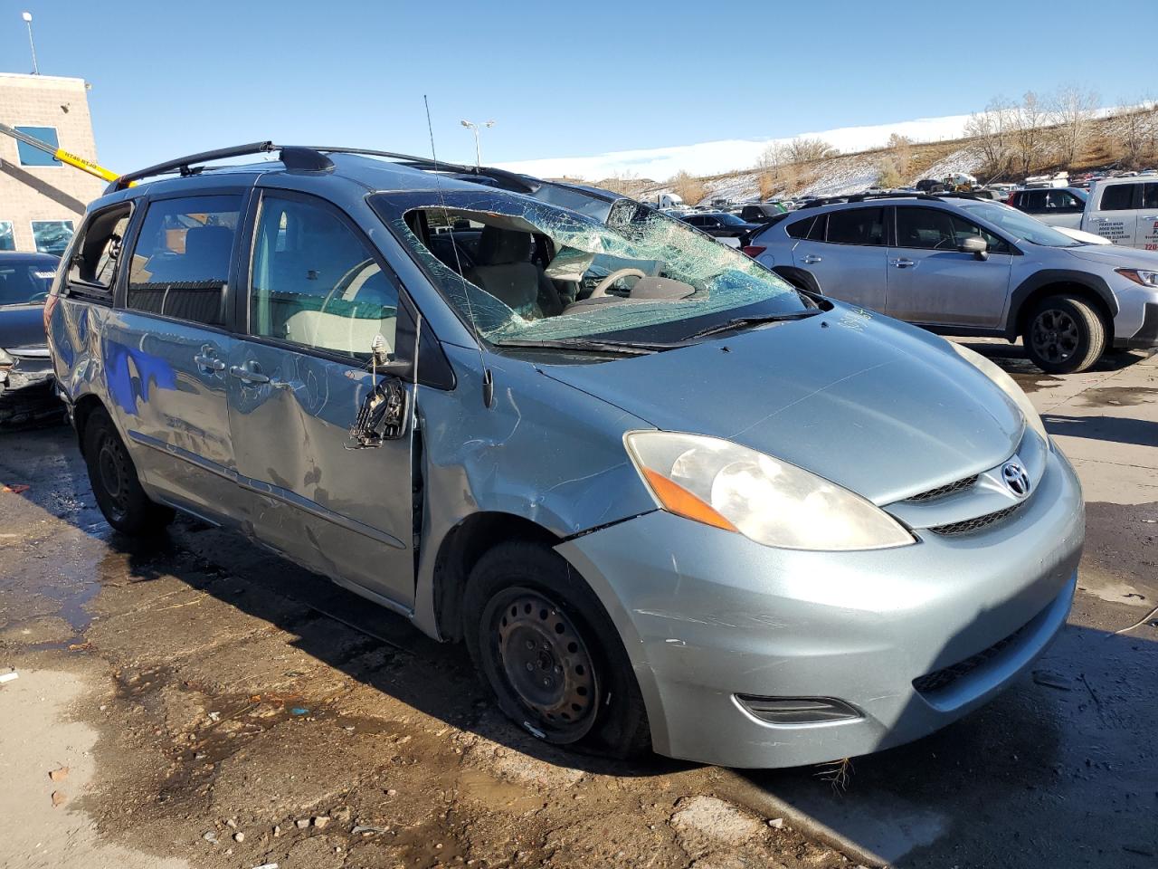 2009 TOYOTA SIENNA CE - 5TDZK23C39S278386 — photo 4