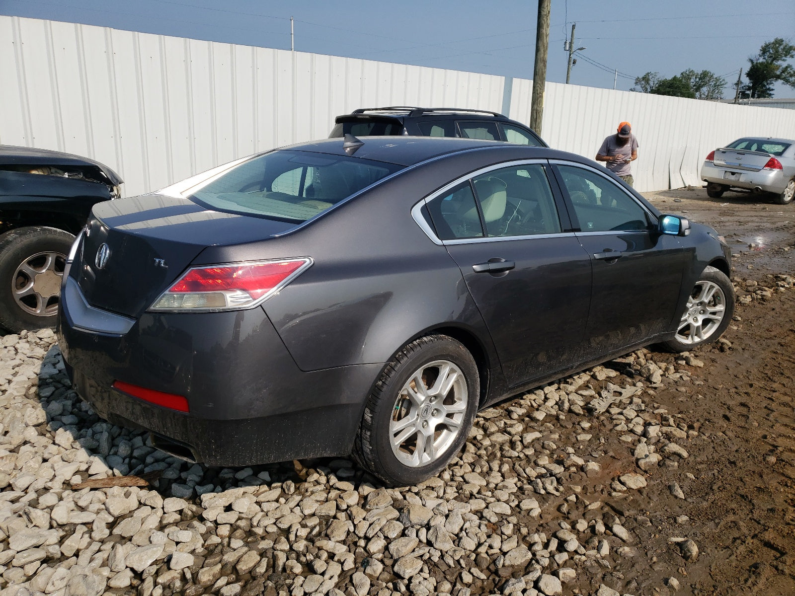 2010 ACURA TL - 19UUA8F25AA013345 — photo 4