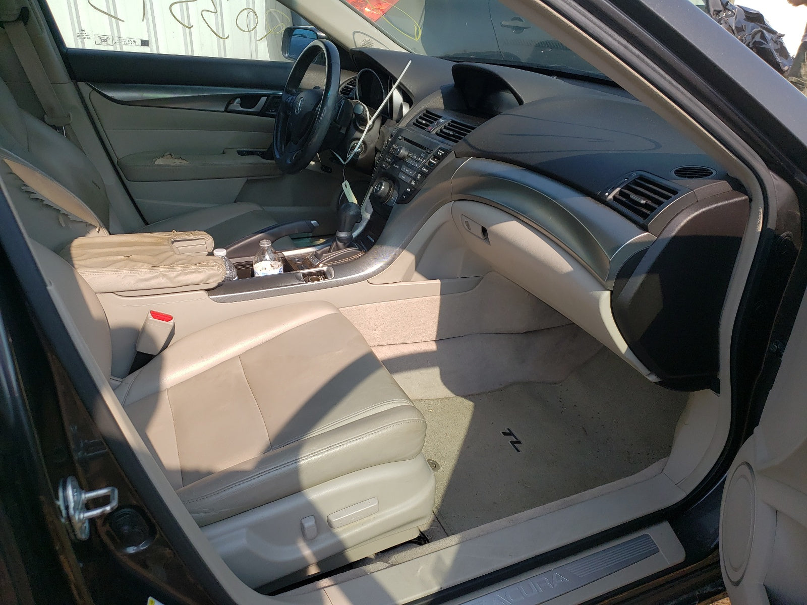 2010 ACURA TL - 19UUA8F25AA013345 — photo 5