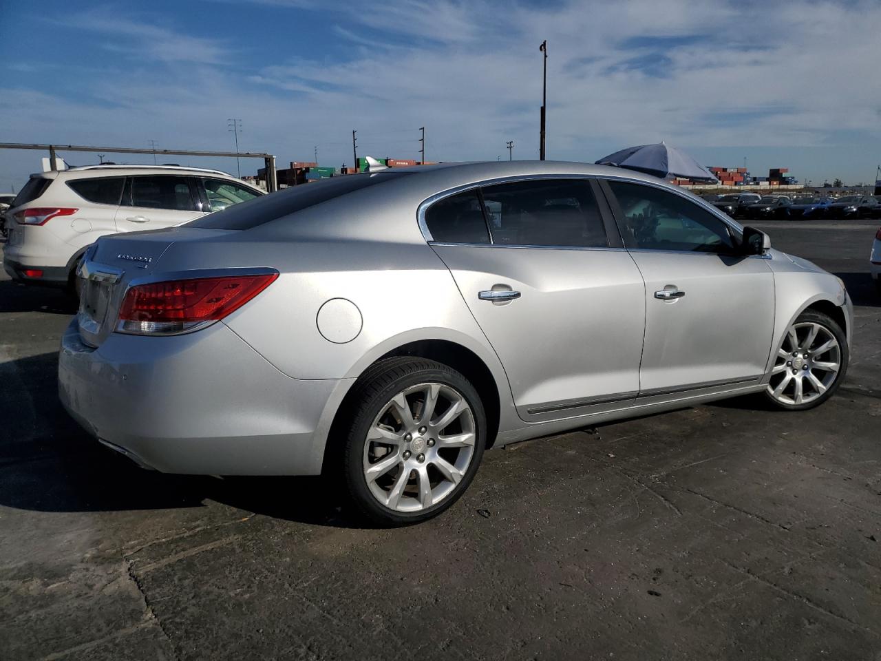 2010 BUICK LACROSSE C - 1G4GE5GV1AF264465 — photo 3