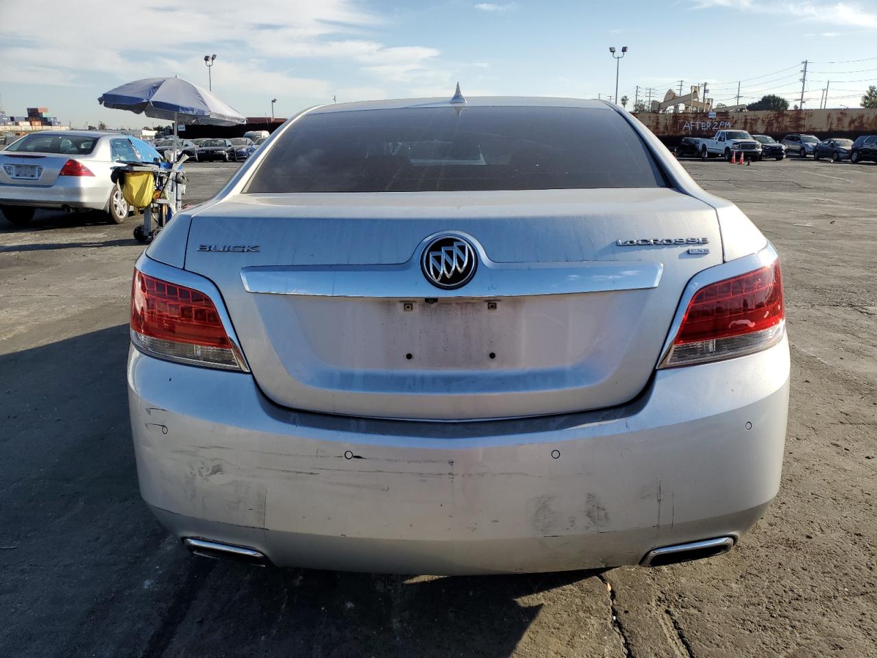 2010 BUICK LACROSSE C - 1G4GE5GV1AF264465 — photo 6
