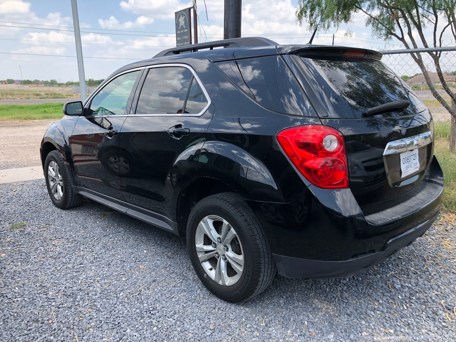 2010 CHEVROLET EQUINOX LT - 2CNALDEW6A6305670 — photo 3
