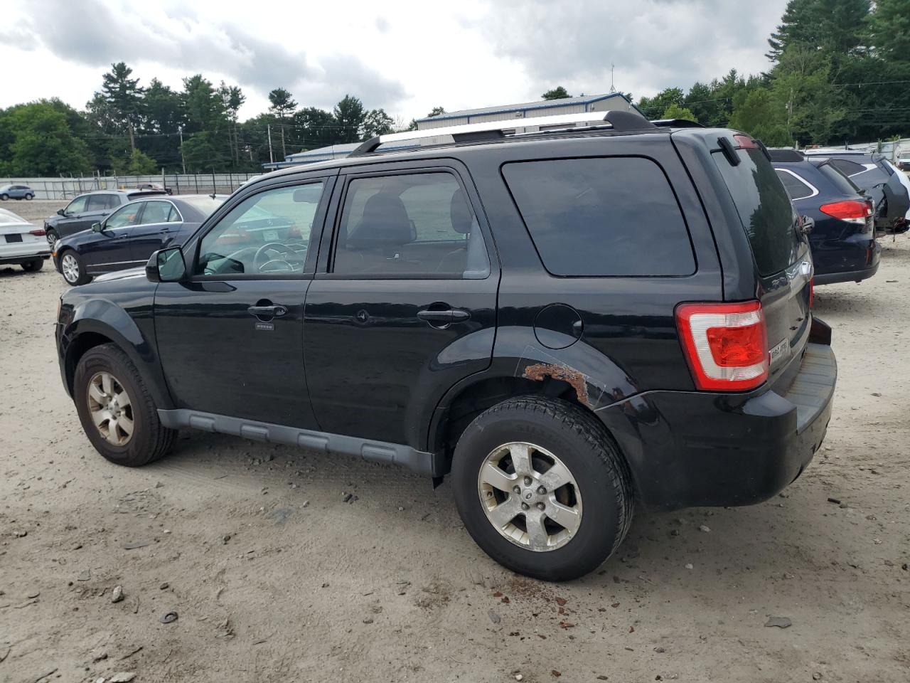 2010 FORD ESCAPE LIM - 1FMCU9E71AKC64048 — photo 2