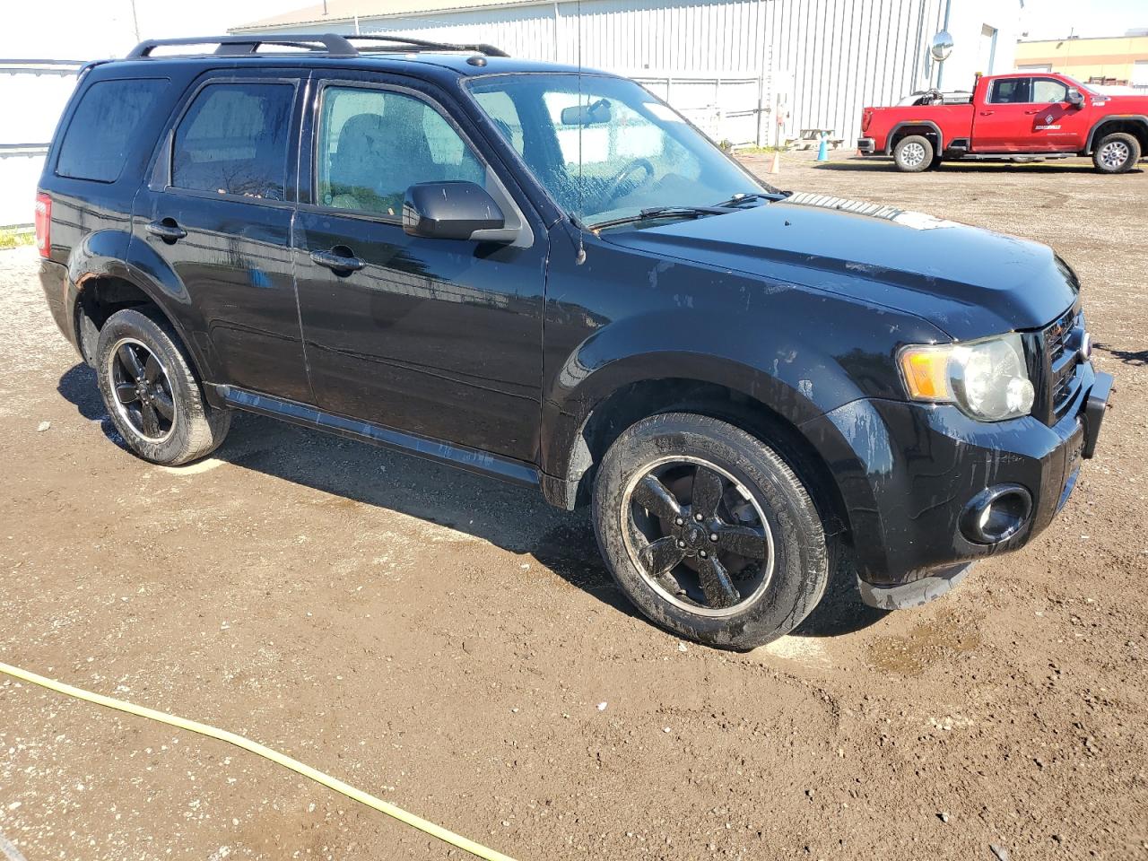 2010 FORD ESCAPE XLT - 1FMCU0DGXAKA51273 — photo 4