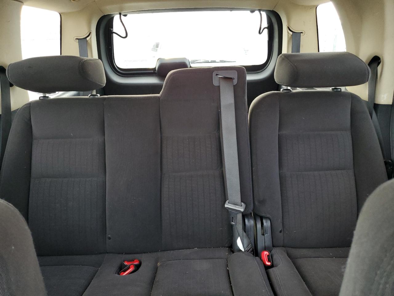 2010 FORD EXPLORER X - 1FMEU6DE0AUA93479 — photo 10
