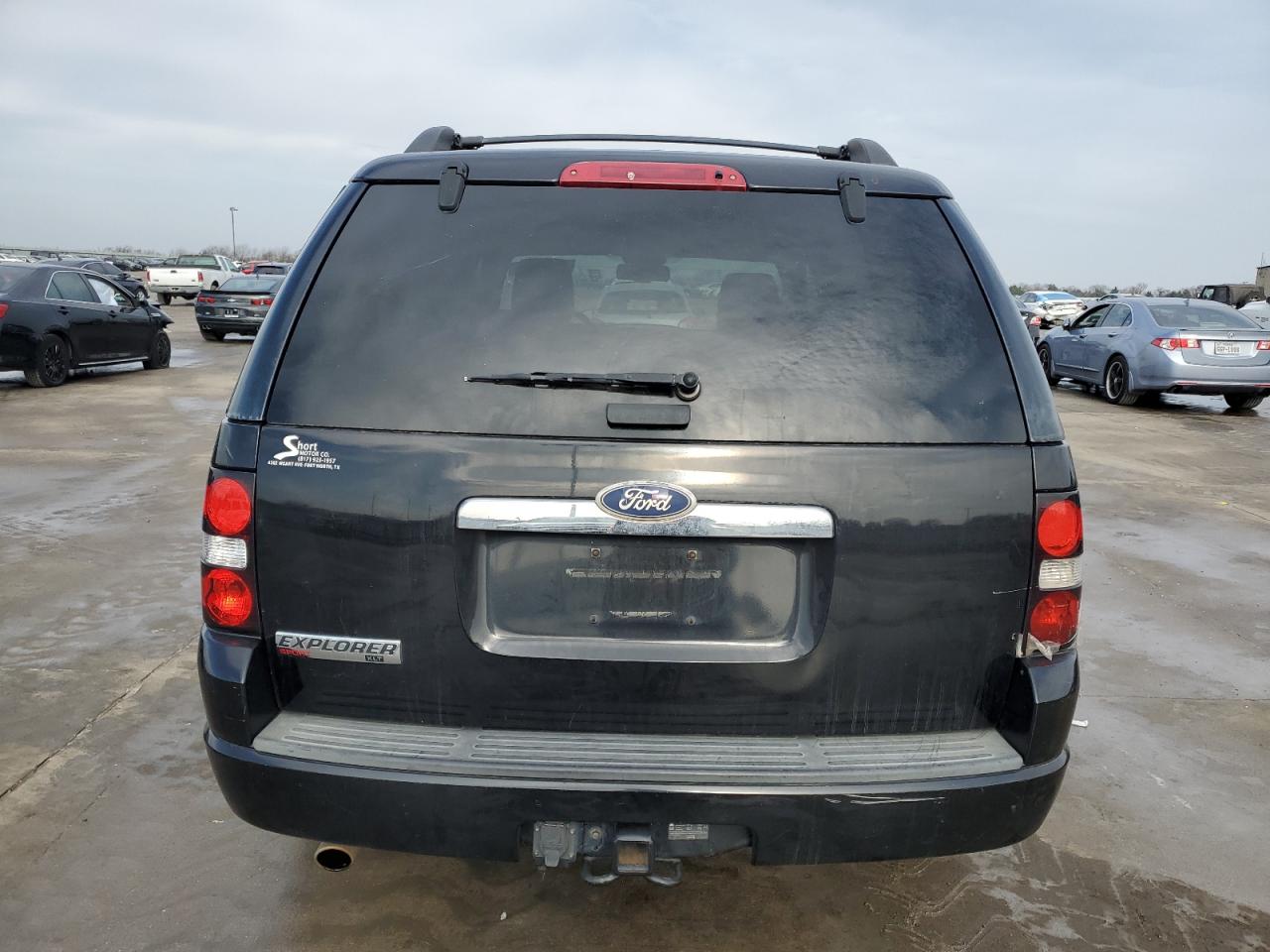 2010 FORD EXPLORER X - 1FMEU6DE0AUA93479 — photo 6