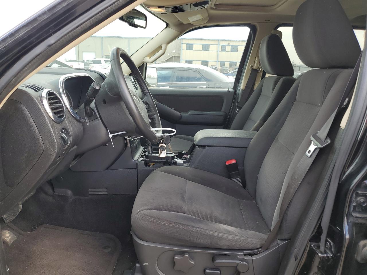 2010 FORD EXPLORER X - 1FMEU6DE0AUA93479 — photo 7